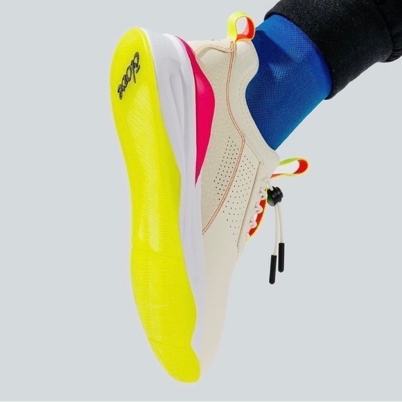 Clove Nurse Shoes Women’s Size 12.5 Nursing Sneakers Pink Lemonade EUC Yellow - Picture 4 of 11